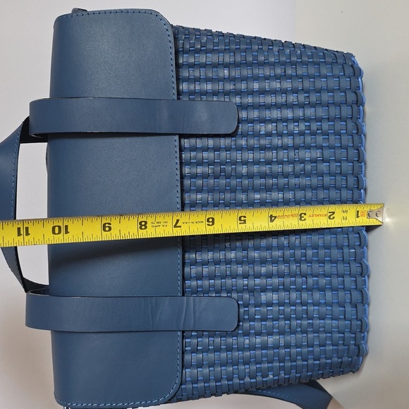Heidi Carey Blue Woven Leather Freehand Bag. - Picture 6 of 16